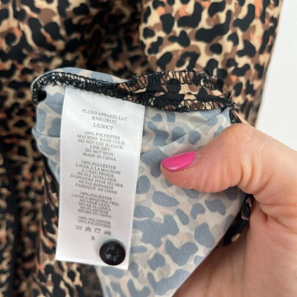 Plush Revolve Sleepwear Small Womens Animal Print Shorts Top Leopard Casual New